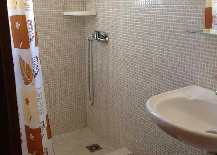 Aialion & - Steve Apartament