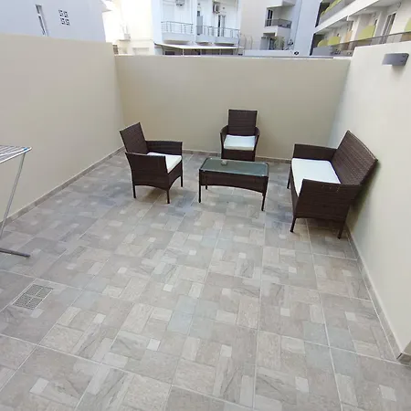 Aialion & - Steve Apartament