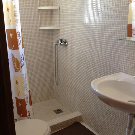 Aialion & - Steve Lägenhet