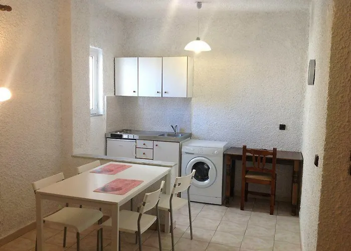 Aialion & - Steve Apartamento